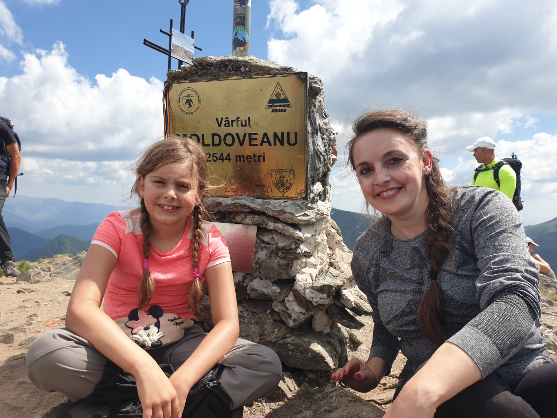 Nicoleta & Alexandra